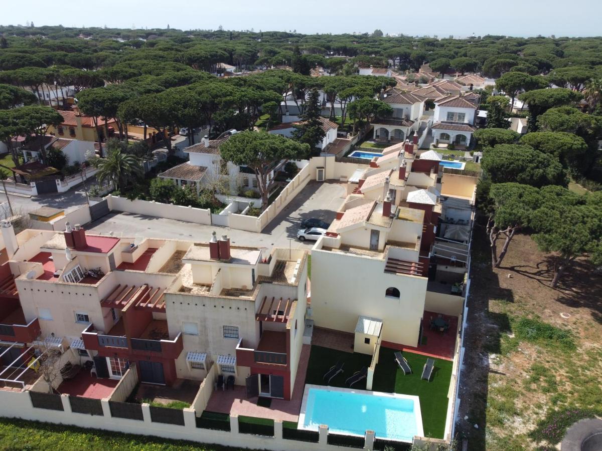 Casa Piscina Playa Barrosa Delfin 6 Villa Chiclana de la Frontera Bagian luar foto